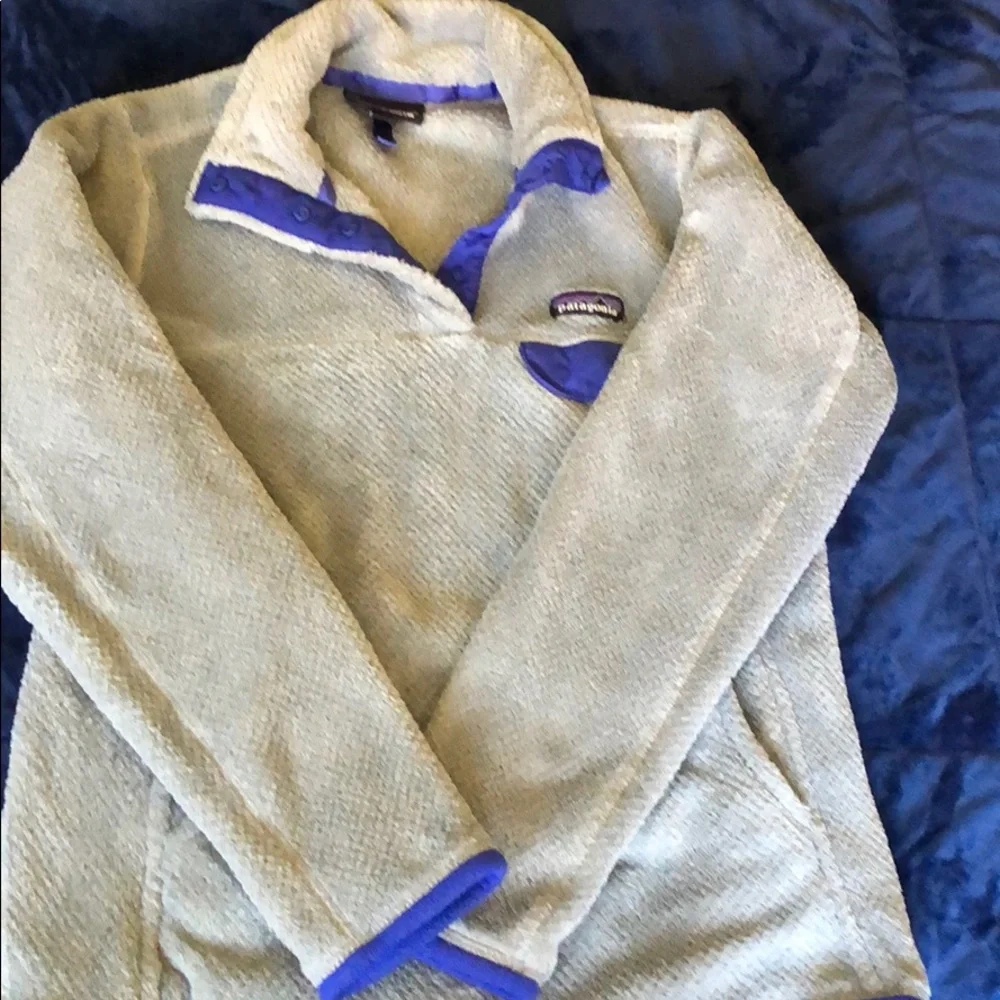 Women’s Patagonia sweater 💕 - Picture 4 of 7